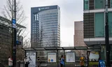 Het hoofdkantoor van ABN Amro. De bank deelt 54 eurocent uit aan interimdividend. Foto ANP 