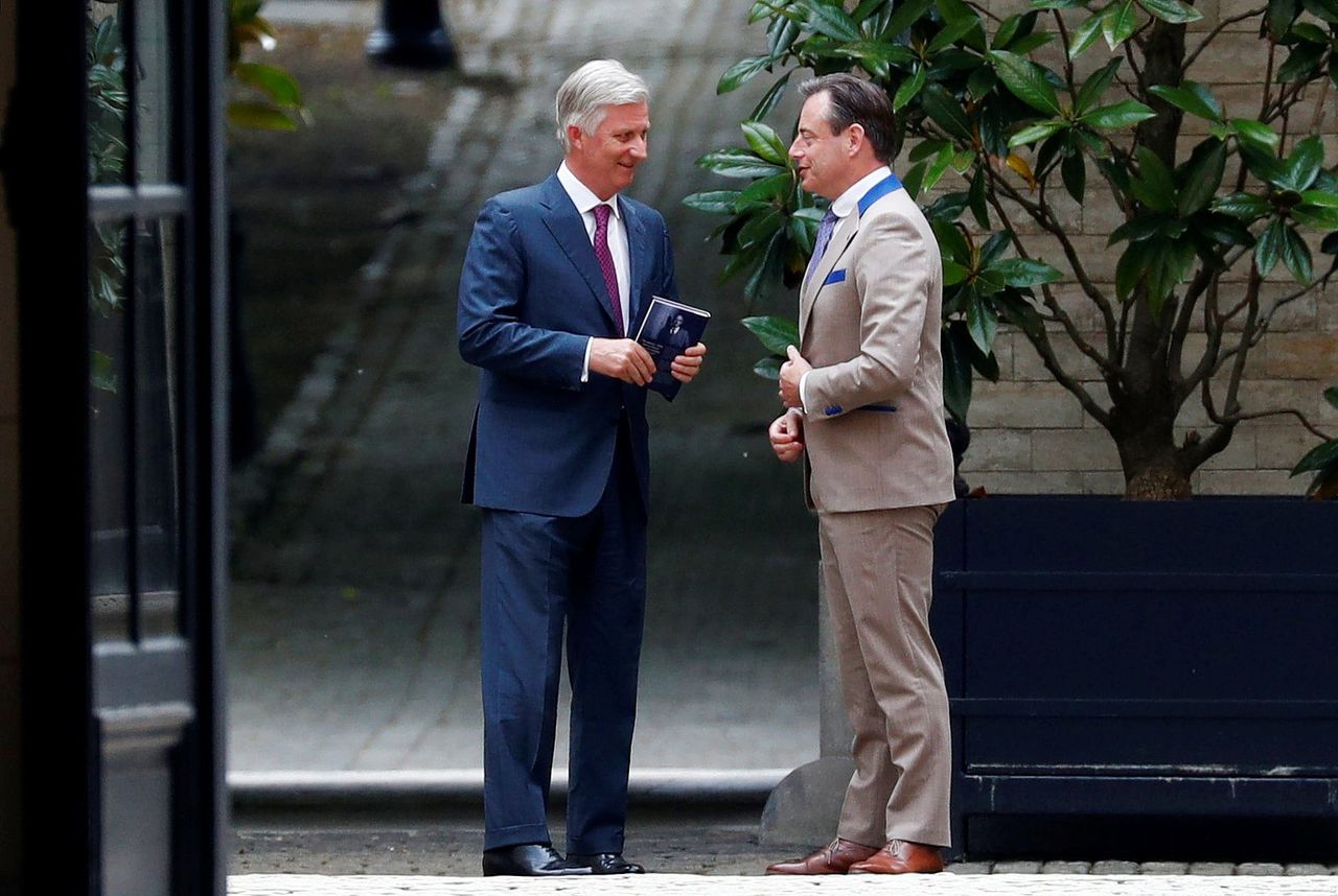 Bart De Wever, de partijvoorzitter van N-VA, kwam maandag naar het Koninklijk Paleis van Brussel voor een ontmoeting met de Belgische koning Filip.