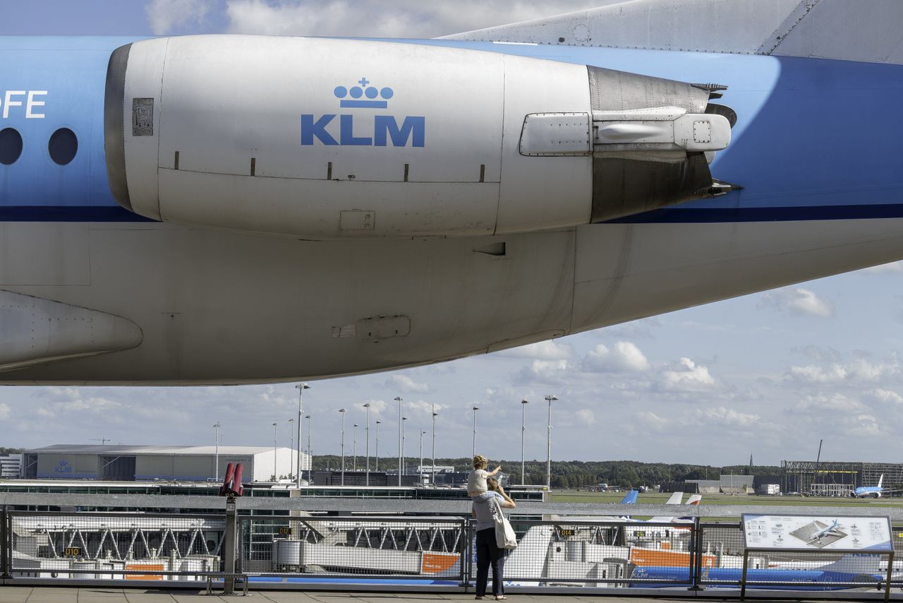 Zaradi poročil o dronu pri Schipholu začasno zaprtje Polderbaana