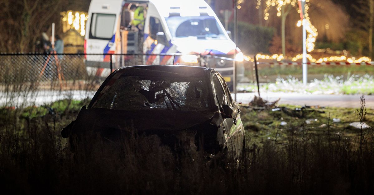 Zwaargewond slachtoffer auto-ongeluk Lichtjestour Nunspeet overleden in ziekenhuis