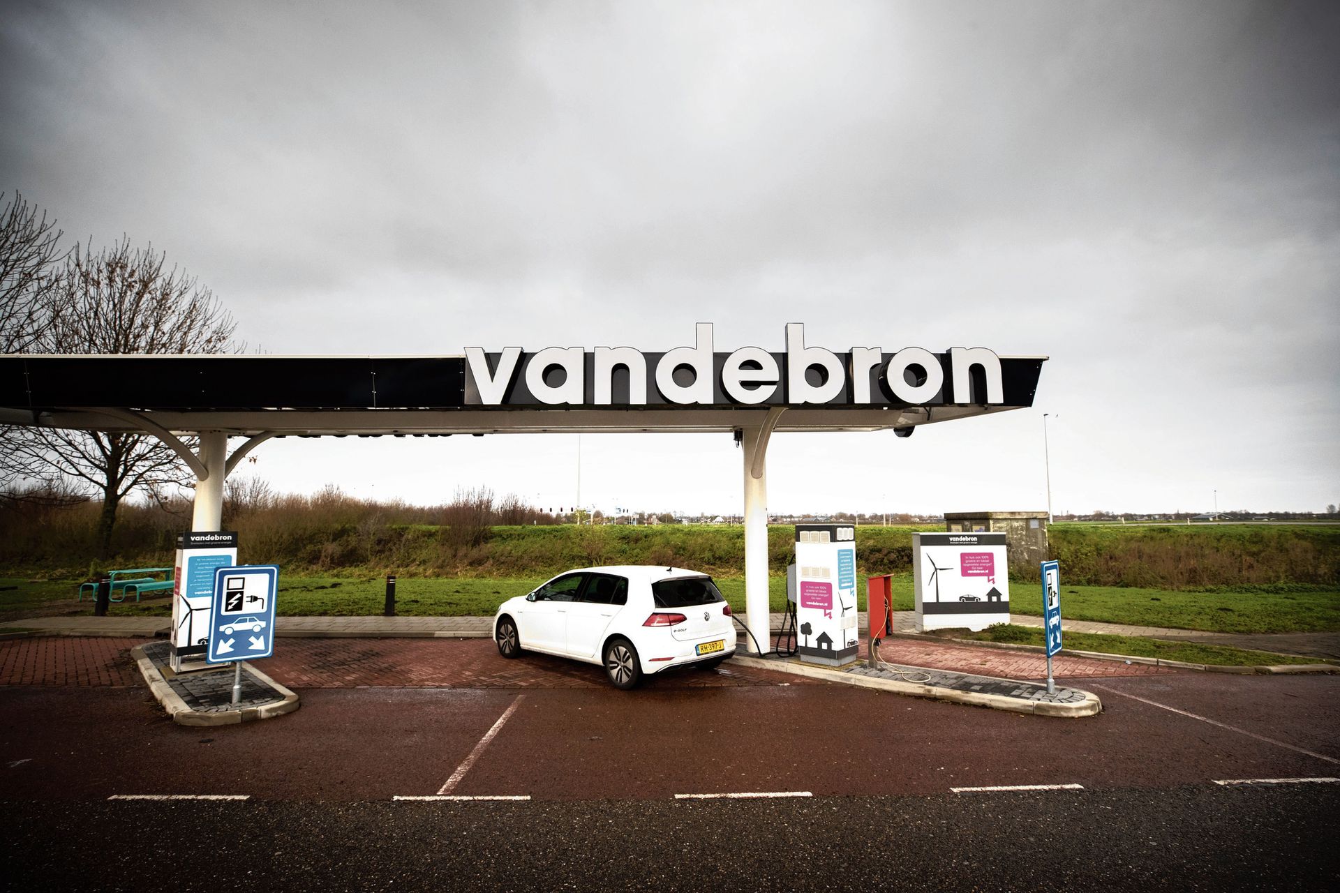 Rebels Vandebron komt in handen marktleider Essent NRC