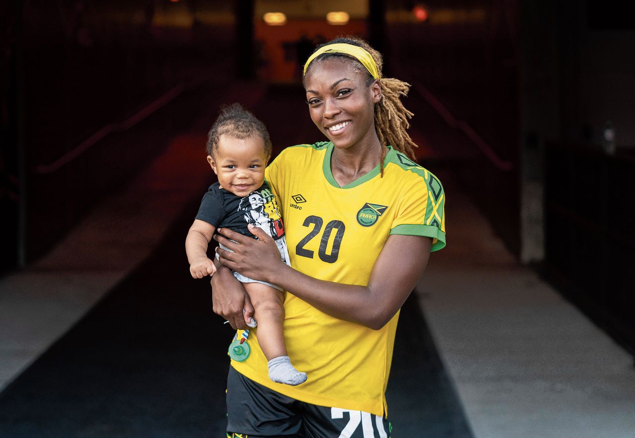 De Jamaicaanse Cheyna Matthews is gestopt met voetbal.