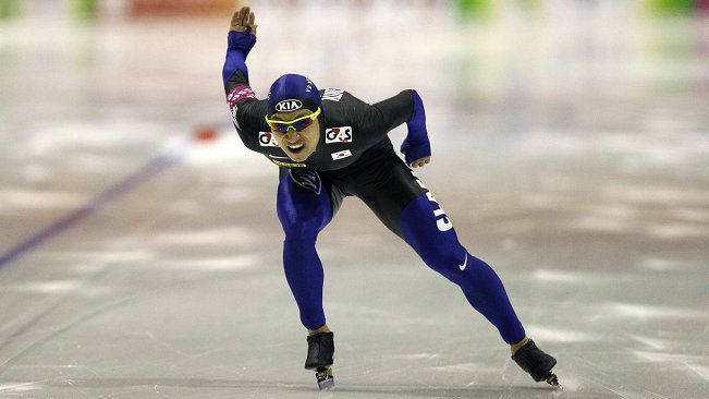 Kyou-hyuk Lee verslaat Smeekens en pakt wereldtitel 500 meter - NRC