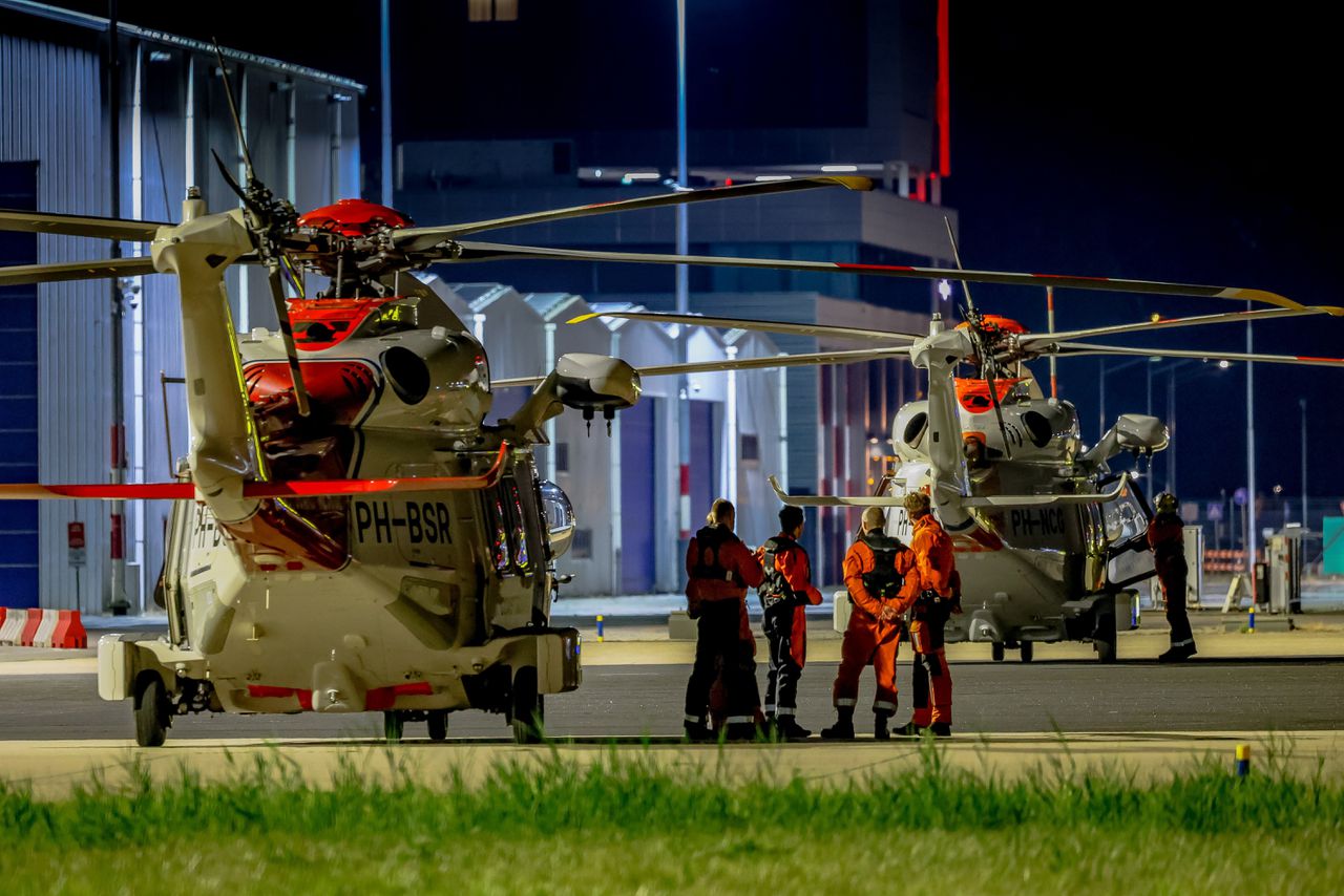 Redding met helikopters duurde lang: van Den Helder via Rotterdam naar het vrachtschip boven Ameland 