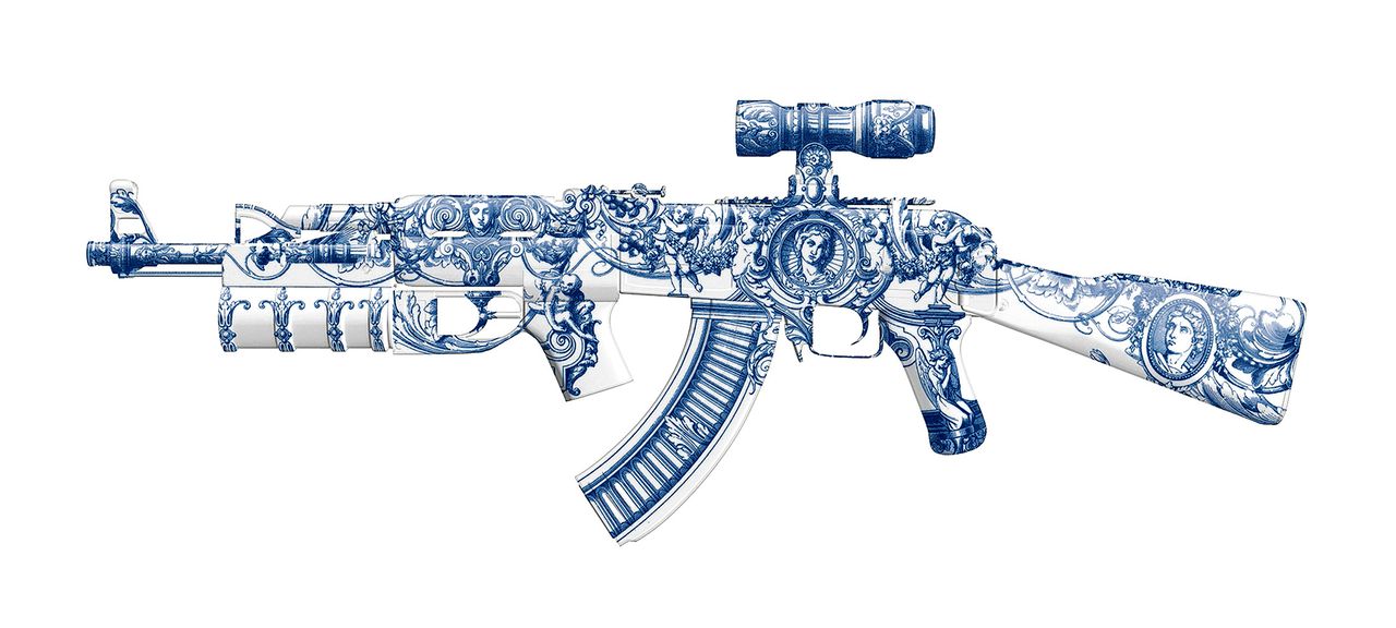 Delft AK-47, papieren kunstwerk van Magnus Gjoen
