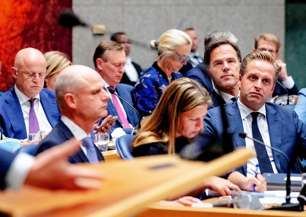 Voor Rutte en zijn coalitiegenoten staat er veel op het spel. Robin van Lonkhuijsen/ANP